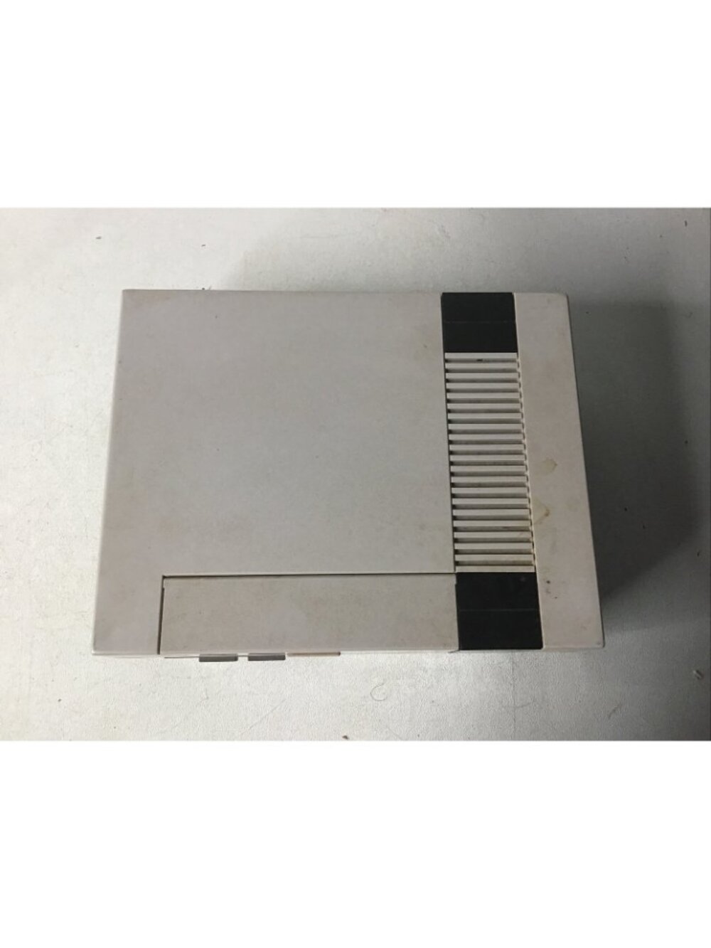 Nintendo NES Bundle - Picture 5 of 15